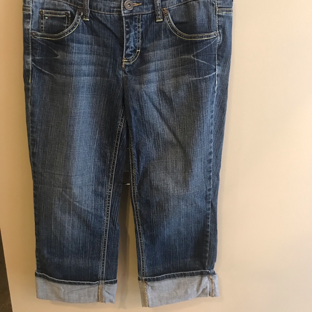 Tommy Capris